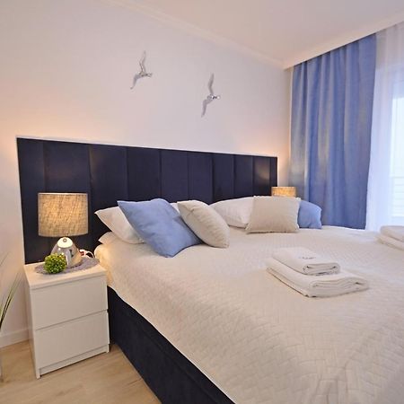 Apartamenty Bryza - Osiedle Sun Towers 38-39, Parking W Garazu ชวีโนวิชแจ ภายนอก รูปภาพ